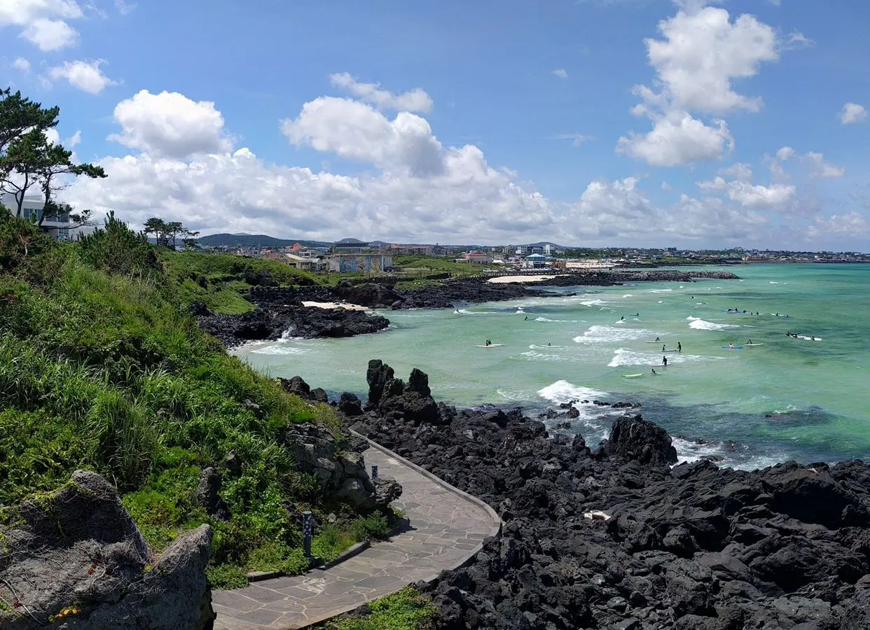 애월
